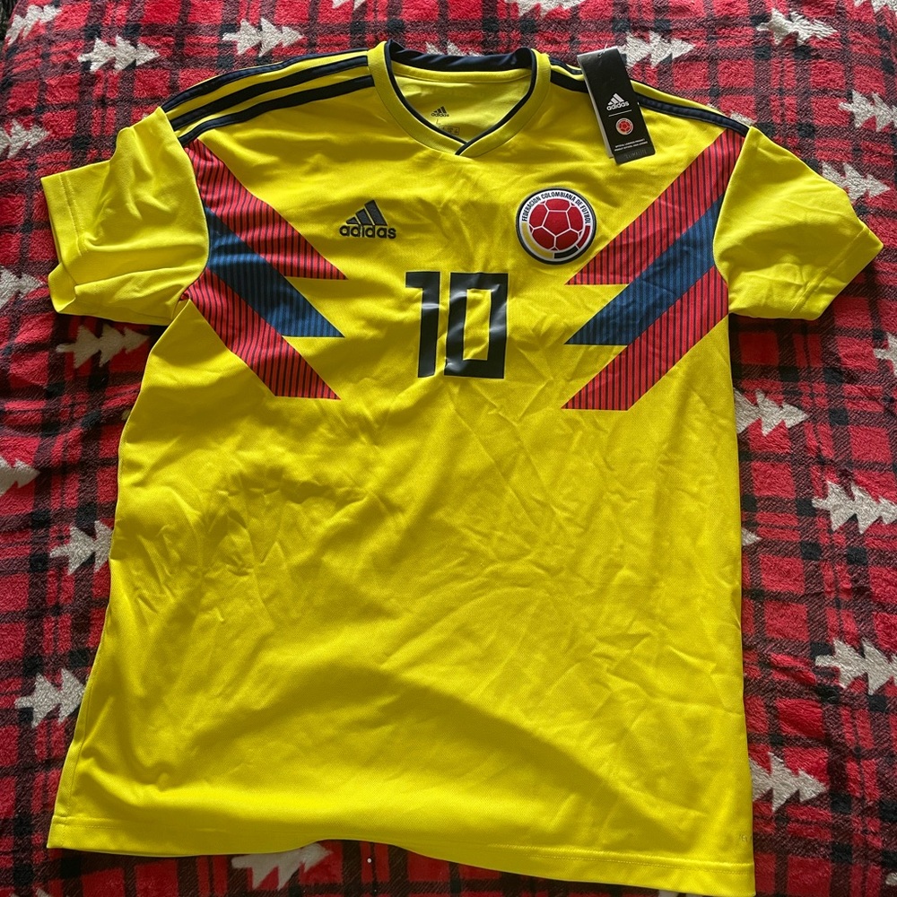 Authentic Addis’s Colombia 2018 World Cup shirt #10 James